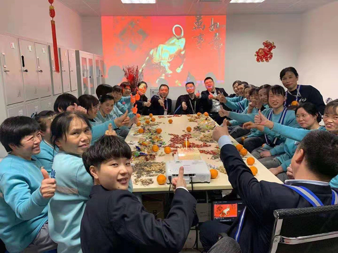 響應（yīng）號召就地過年，感受不（bú）一樣的年味